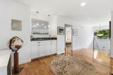 57 Skyline - Photo 18