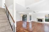 905 Thistlegate - Photo 2