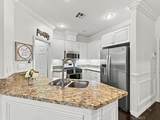 15833 Mcintosh Avenue - Photo 11