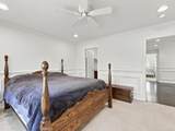 15833 Mcintosh Avenue - Photo 24