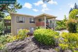 2601 Pine Knoll Dr - Photo 2