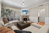 366 Villa Point - Photo 11