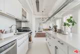 6253 Hollywood Boulevard - Photo 1
