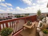 576 Sylvan St - Photo 15
