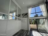 1440 Veteran Avenue - Photo 4