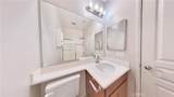 15 Elmhurst - Photo 31