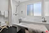2425 Clement Avenue - Photo 39