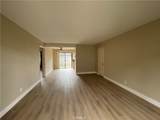 61 Streamwood - Photo 4