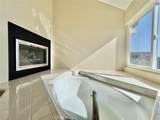 16 Saint Tropez - Photo 28