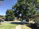 2118 Peppertree Way - Photo 11