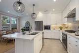 274 Rodeo - Photo 2