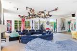 811 John - Photo 4