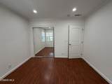22206 Del Valle Street - Photo 14