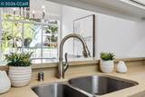 208 Commodore Dr - Photo 10