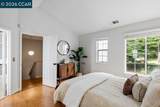 208 Commodore Dr - Photo 24