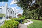 208 Commodore Dr - Photo 32