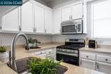 208 Commodore Dr - Photo 6