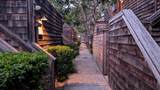 461 Dela Vina Avenue - Photo 30