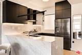 6001 Carlton Way - Photo 11