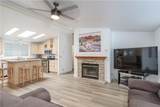 300 Rampart - Photo 2