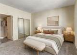 11150 Glenoaks - Photo 19