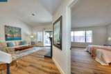 105 Coventry - Photo 12