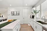 895 Manor Blvd - Photo 14