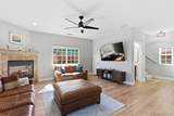 908 Florence St - Photo 8