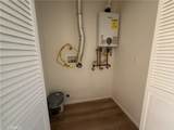 7320 Lindley - Photo 5