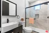 5012 Enfield Avenue - Photo 64