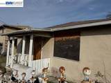 1413 Post Ave - Photo 2