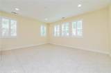 219 Wicker - Photo 6