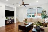 325 Royal Gln - Photo 16
