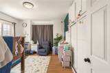 2358 Snowden Avenue - Photo 18