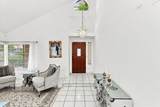 421 Yellowstone - Photo 6