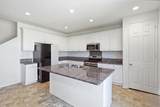 8873 Beacon - Photo 15