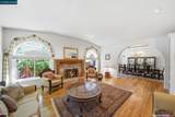 2426 Heritage Oaks Dr - Photo 3