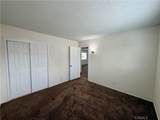 711 E Oakland - Photo 10