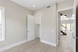 156 Apron - Photo 11
