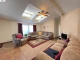 1370 Buckingham Way - Photo 2