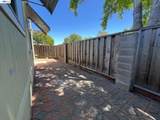 1370 Buckingham Way - Photo 34