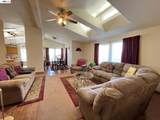 1370 Buckingham Way - Photo 4