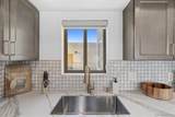 801 Hawthorn St - Photo 6