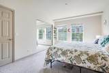 984 Goodacre Lane - Photo 25