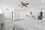 8801 Cedros Avenue - Photo 22