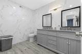 8801 Cedros Avenue - Photo 24