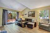 1742 Forum - Photo 11