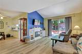 1742 Forum - Photo 9