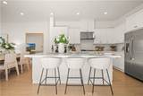 126 Baluster - Photo 17