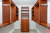 1129 Larrabee Street - Photo 21